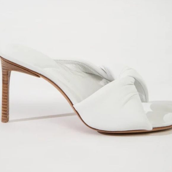 Jacquemus Bagnu Heels in White Brand new in dust bag ×2 size 7.5 - Picture 2 of 15